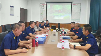 市消防支队调研泸天化.jpg