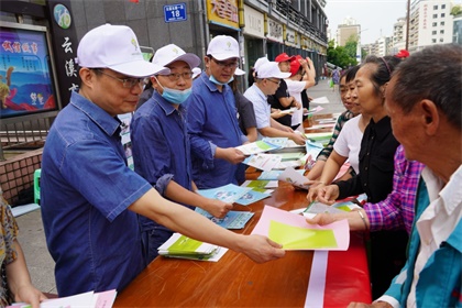 泸天化股份公司开展“六·五世界环境日”宣传活动