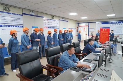 泸天化股份公司新系统合成氨尿素装置双双实现长周期生产百日红