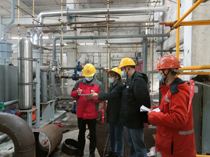 泸天化股份公司总经理赵永清率队开展周末专项检查