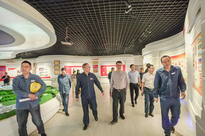 省委网信办调研组莅临泸天化股份公司调研