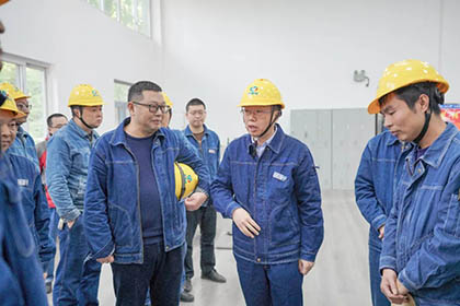 泸天化股份公司领导到热电车间祝贺1号煤锅炉装置长周期运行300天