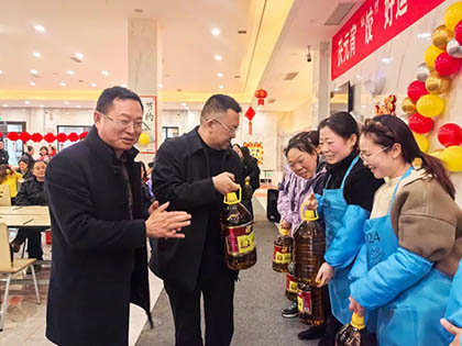 泸天化股份公司工会举办“庆元宵‘饺好运’”包饺子比赛