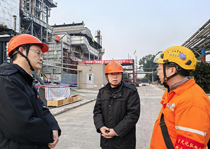 泸天化股份公司主要化工装置大修后一次投料开车成功