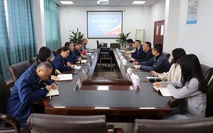 泸天化集团公司常务副总经理田军率队到油脂公司开展主题交流活动