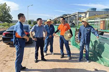泸天化股份公司总经理傅利才到10万吨/年绿色精细化学品项目建设现场调研